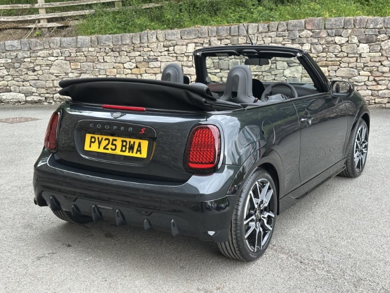 2025 (25) MINI COOPER 2.0 S Sport 2dr Auto 4305510