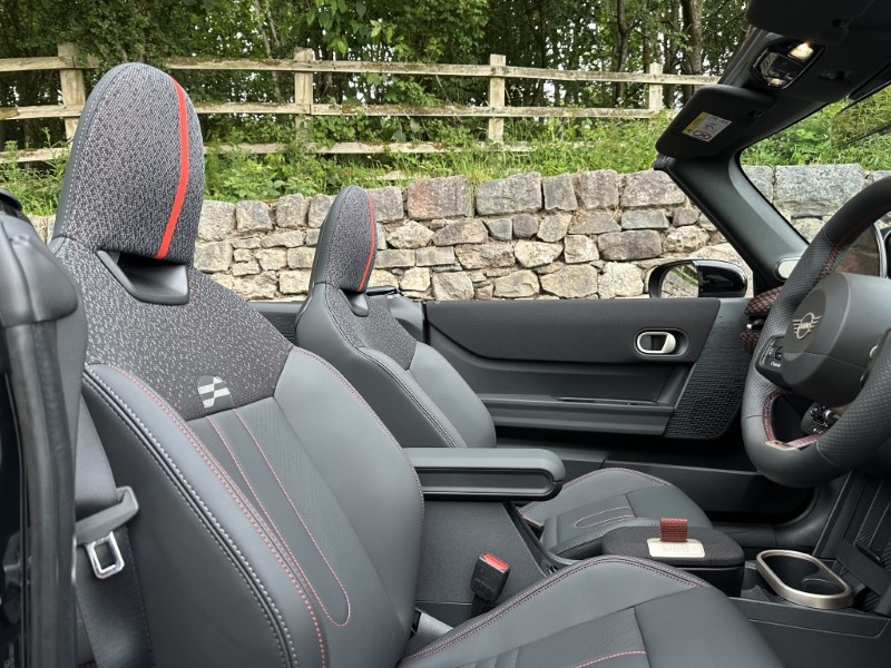 2025 (25) MINI COOPER 2.0 S Sport 2dr Auto 4305519