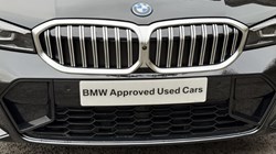 2025 (74) BMW 3 SERIES 330e 22.3 kWh M Sport Saloon  4337109