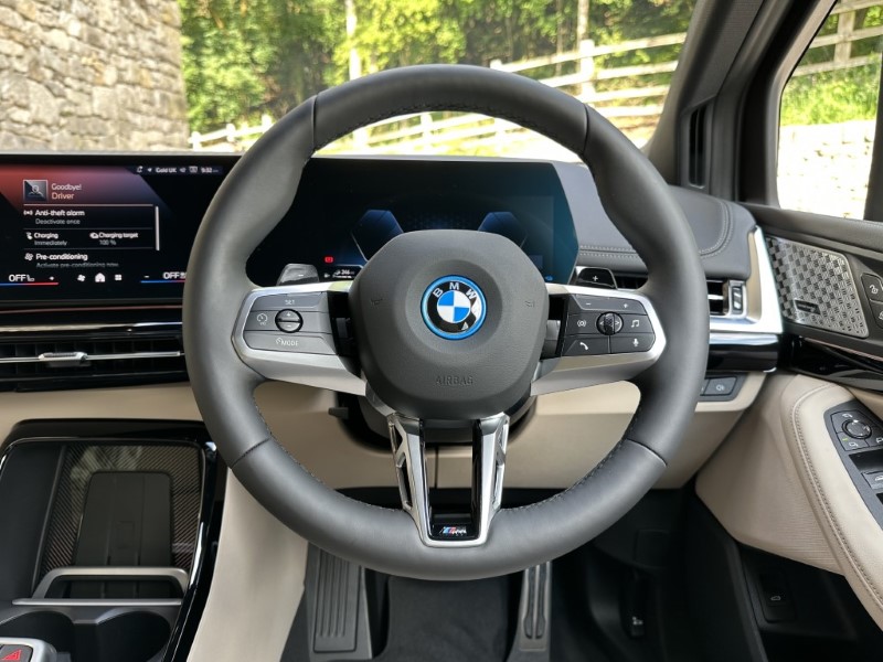 2025 (25) BMW 2 SERIES 225e xDrive M Sport Active Tourer 4343704