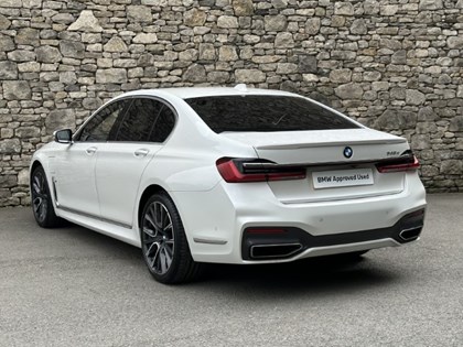 2019 (19) BMW 7 SERIES 745e M Sport 4dr Auto