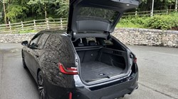 2025 (74) BMW 5 SERIES 520i M Sport Pro Touring 4443446