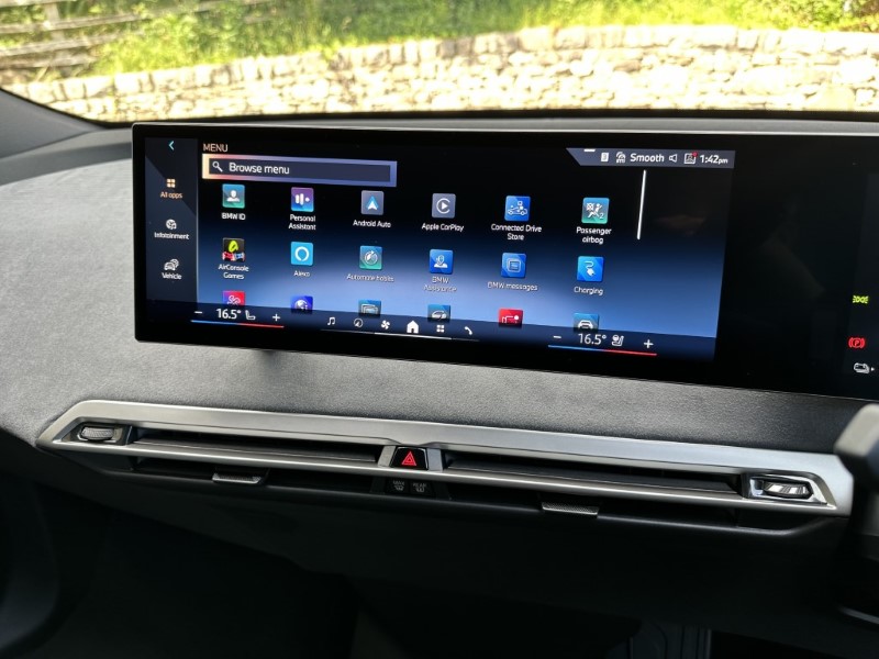 2025 (25) BMW iX 300kW xDrive45 M Sport 101kWh 5dr Auto 4483380