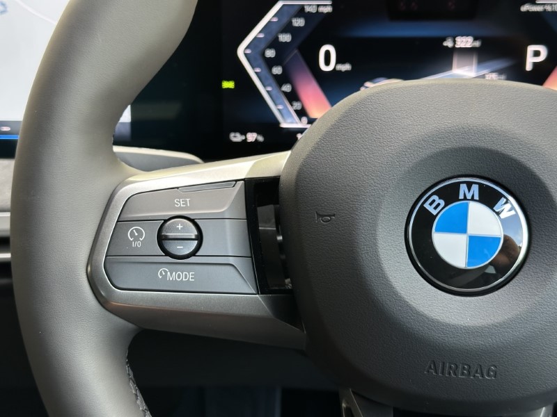 2025 (25) BMW iX 300kW xDrive45 M Sport 101kWh 5dr Auto 4483349