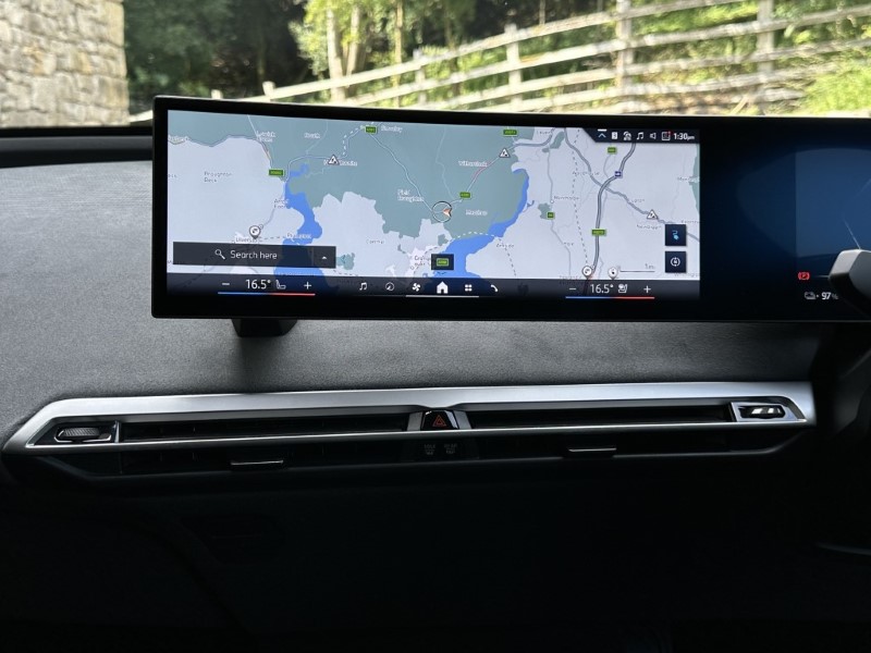 2025 (25) BMW iX 300kW xDrive45 M Sport 101kWh 5dr Auto 4483342