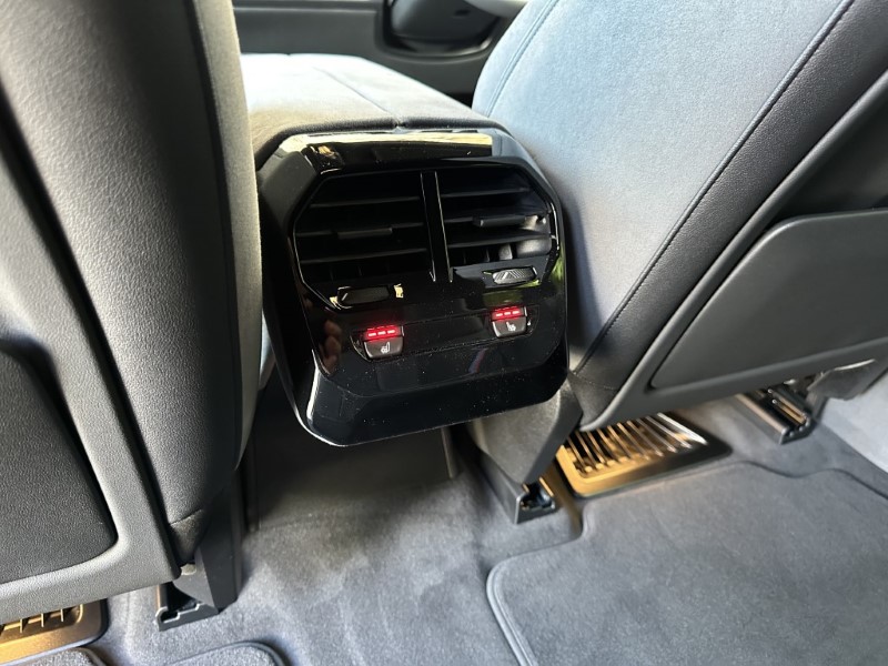 2025 (25) BMW iX 300kW xDrive45 M Sport 101kWh 5dr Auto 4483372