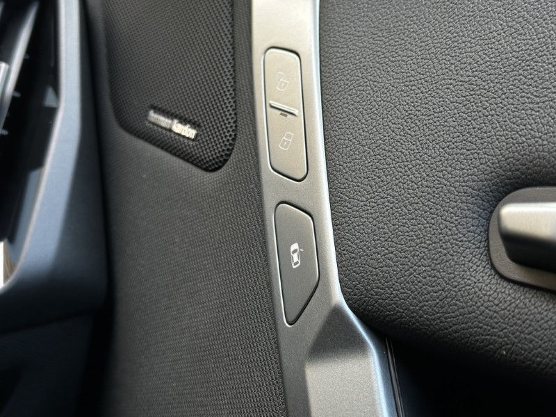 2025 (25) BMW iX 300kW xDrive45 M Sport 101kWh 5dr Auto 4483347