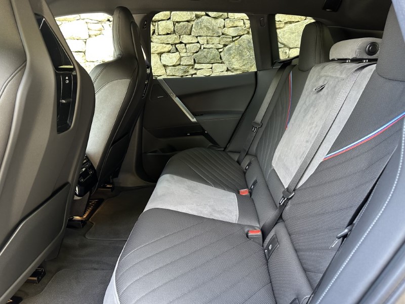 2025 (25) BMW iX 300kW xDrive45 M Sport 101kWh 5dr Auto 4483355