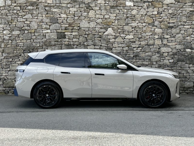 2025 (25) BMW iX 300kW xDrive45 M Sport 101kWh 5dr Auto 4483327