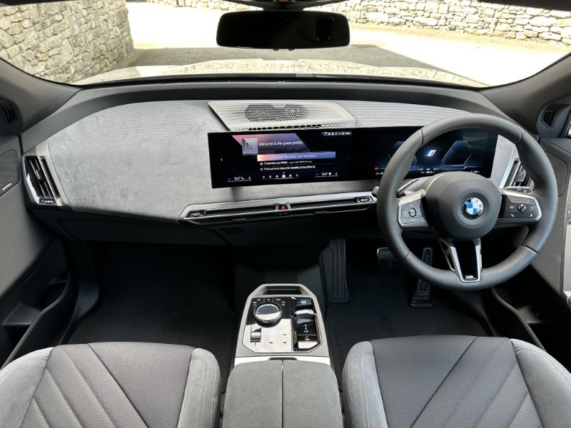 2025 (25) BMW iX 300kW xDrive45 M Sport 101kWh 5dr Auto 4483341