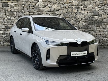 2025 (25) BMW iX 300kW xDrive45 M Sport 101kWh 5dr Auto