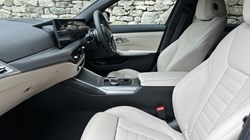 2025 (75) BMW 3 SERIES 320i M Sport Saloon 4533287