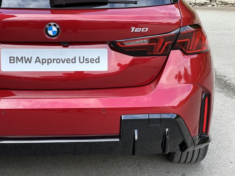 2025 (75) BMW 1 SERIES 120 M Sport 5dr  4534061