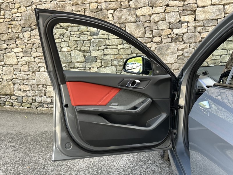 2025 (75) BMW 1 SERIES 120 M Sport 5dr  4534328