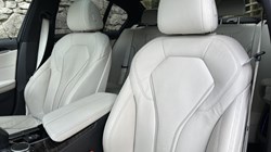 2020 (20) BMW 5 SERIES 520d MHT xDrive M Sport Saloon  4613621