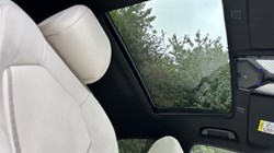 2020 (20) BMW 5 SERIES 520d MHT xDrive M Sport Saloon  4613658