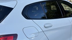 2021 (21) BMW 1 SERIES 118i M Sport 5dr 4593250