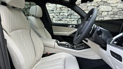 2025 (75) BMW X5 xDrive30d MHT M Sport 4589468