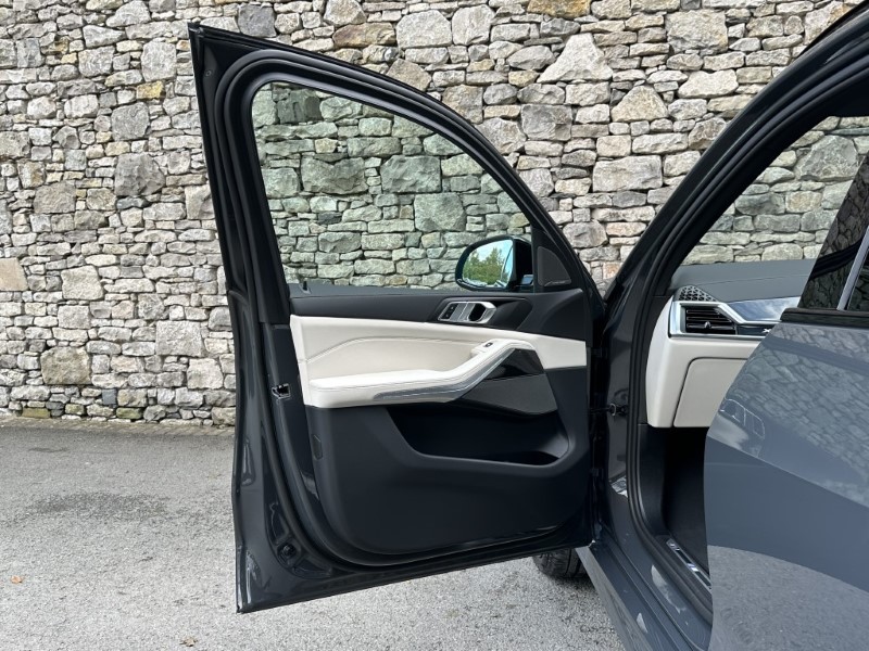 2025 (75) BMW X5 xDrive30d MHT M Sport  4589436