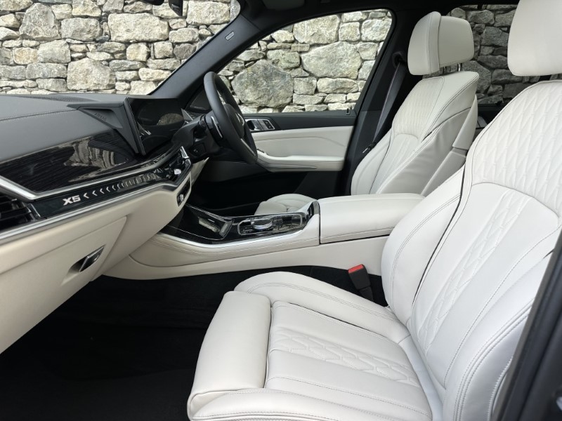 2025 (75) BMW X5 xDrive30d MHT M Sport  4589474