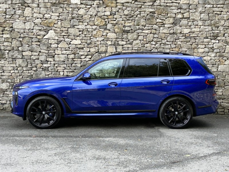 2025 (75) BMW X7 xDrive40i M Sport 5870039