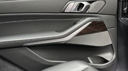 2025 (75) BMW X7 xDrive40i MHT M Sport 5dr 4594250