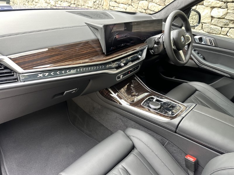 2025 (75) BMW X7 xDrive40i MHT M Sport 5dr  4594274
