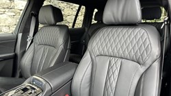 2025 (75) BMW X7 xDrive40i M Sport 5869806