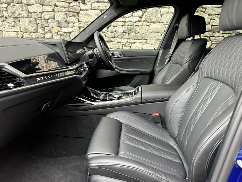 2025 (75) BMW X7 xDrive40i M Sport 5869803