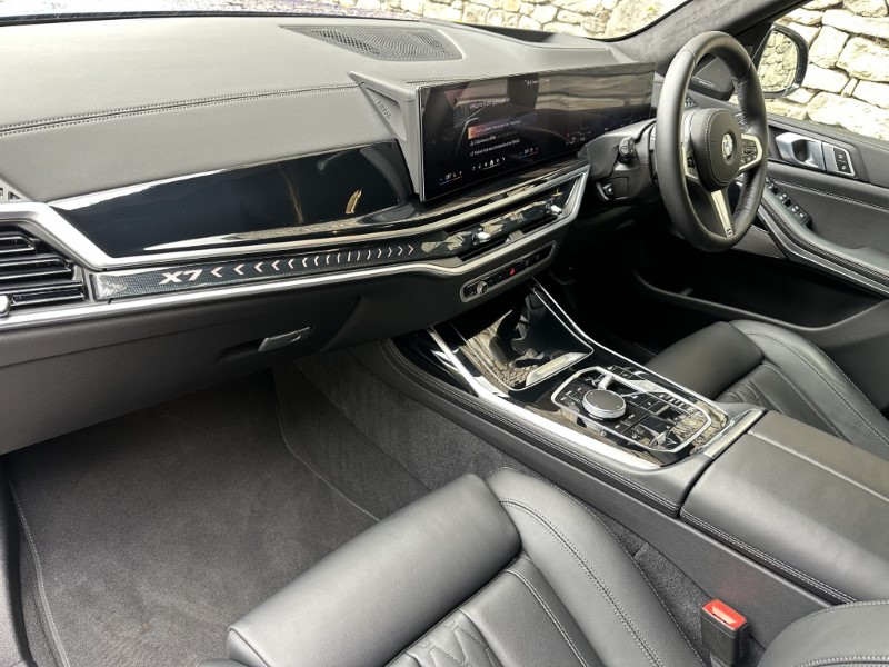 2025 (75) BMW X7 xDrive40i M Sport 5869804