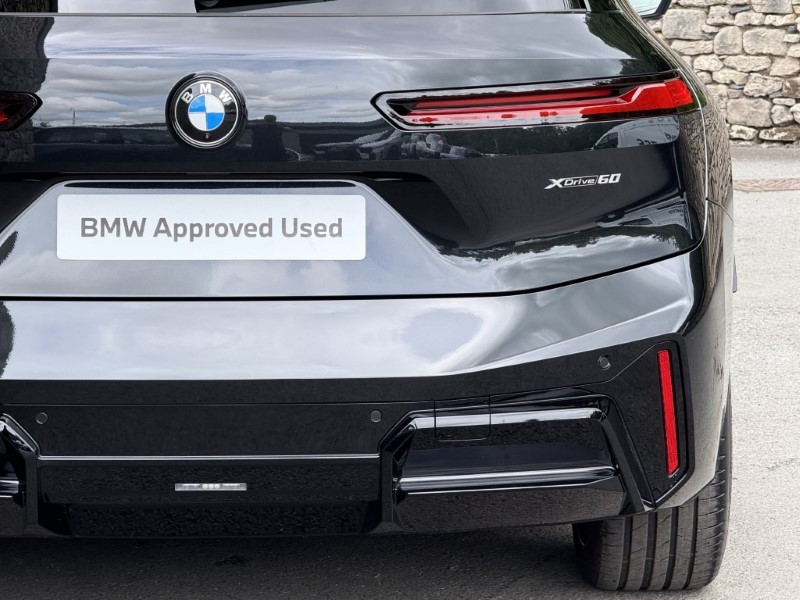 2025 (75) BMW iX 400kW xDrive60 M Sport  4600446