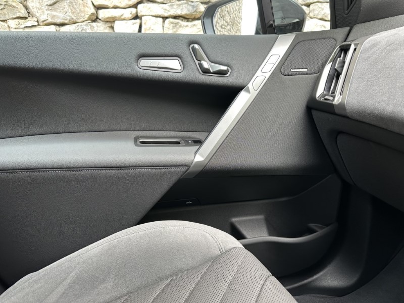 2025 (75) BMW iX 400kW xDrive60 M Sport  4600378