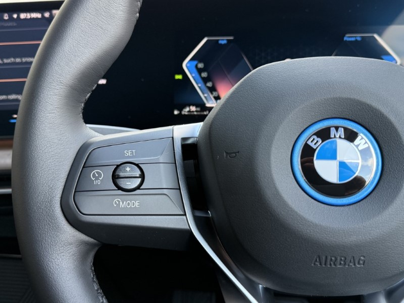 2025 (25) BMW 2 SERIES 225e xDrive Luxury 5dr DCT 4565491