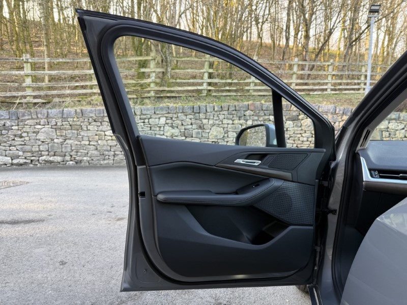 2025 (25) BMW 2 SERIES 225e xDrive Luxury 5dr DCT 4565531