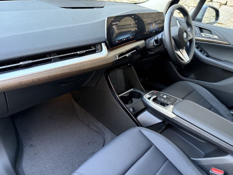 2025 (25) BMW 2 SERIES 225e xDrive Luxury 5dr DCT 4565497