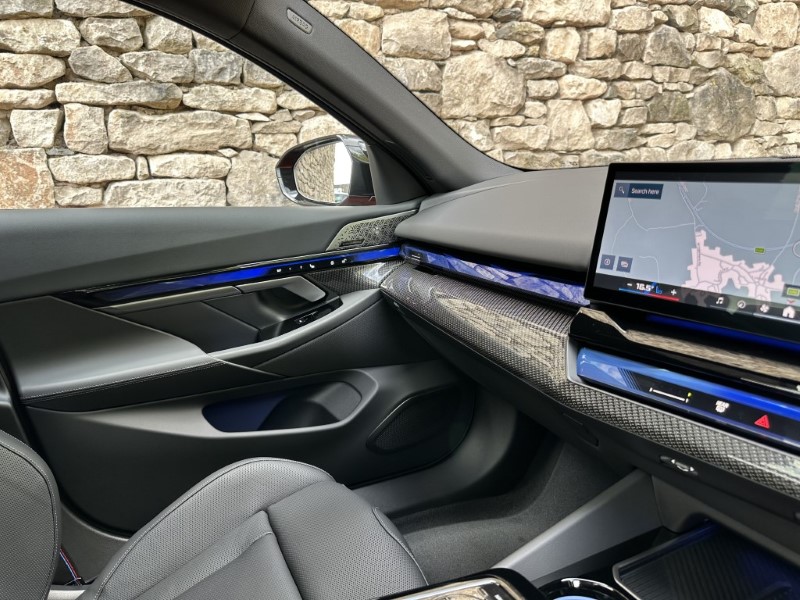 2025 (75) BMW M5 4dr DCT 4593971