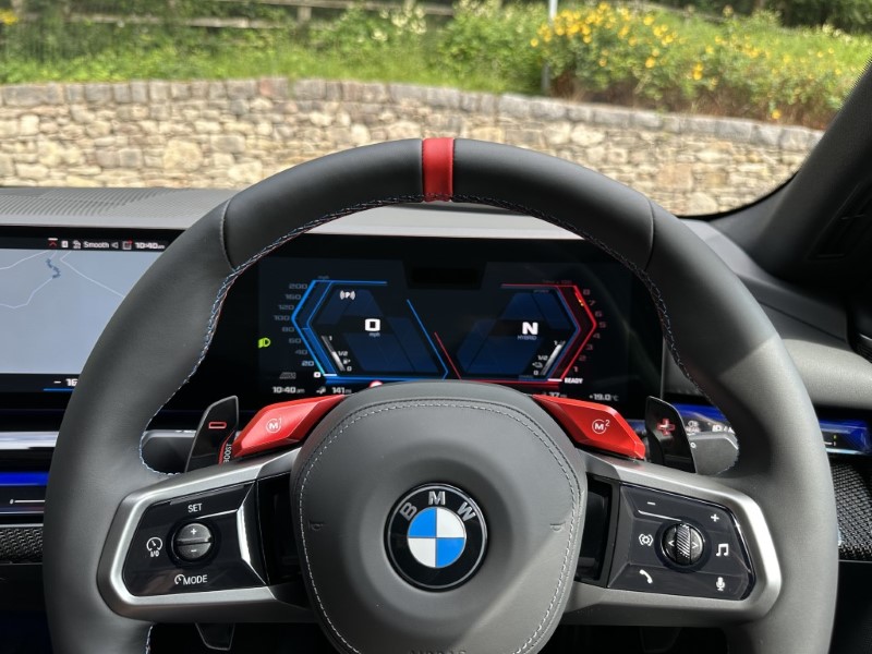 2025 (75) BMW M5 4dr DCT 4594020