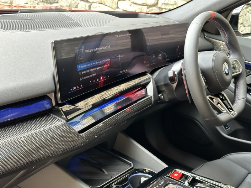 2025 (75) BMW M5 4dr DCT 4593990