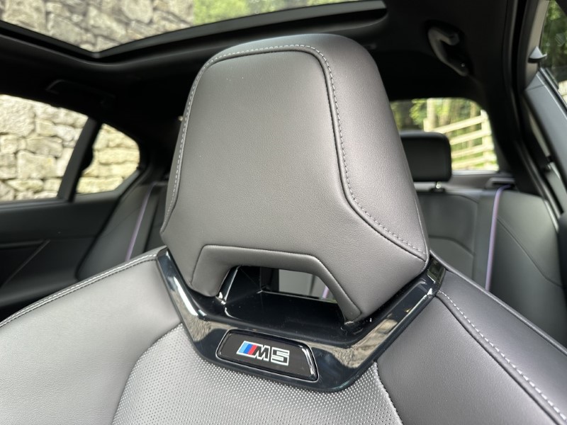 2025 (75) BMW M5 4dr DCT 4593996