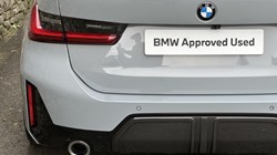 2025 (25) BMW 3 SERIES 320i M Sport 5dr Touring 4618112