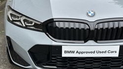 2025 (25) BMW 3 SERIES 320i M Sport 5dr Touring 4618142