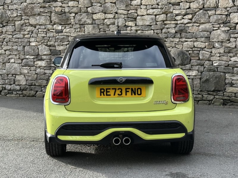2023 (73) MINI HATCHBACK 2.0 Cooper S Exclusive Premium 5dr Auto 4584864