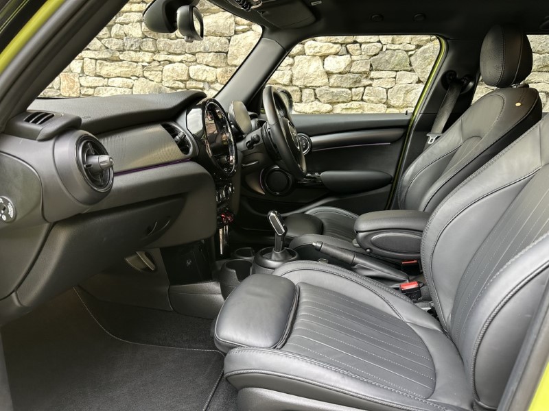 2023 (73) MINI HATCHBACK 2.0 Cooper S Exclusive Premium 5dr Auto 4584854