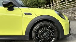2023 (73) MINI HATCHBACK 2.0 Cooper S Exclusive Premium 5dr Auto 4584885
