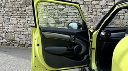 2023 (73) MINI HATCHBACK 2.0 Cooper S Exclusive Premium 5dr Auto 4584866