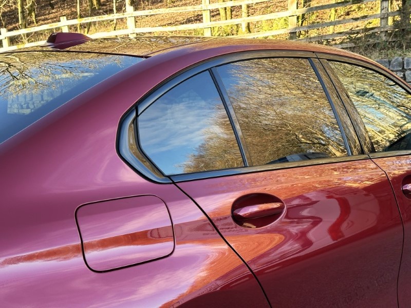 2025 (75) BMW 3 SERIES 330e 22.3 kWh M Sport 4dr Saloon 4911827