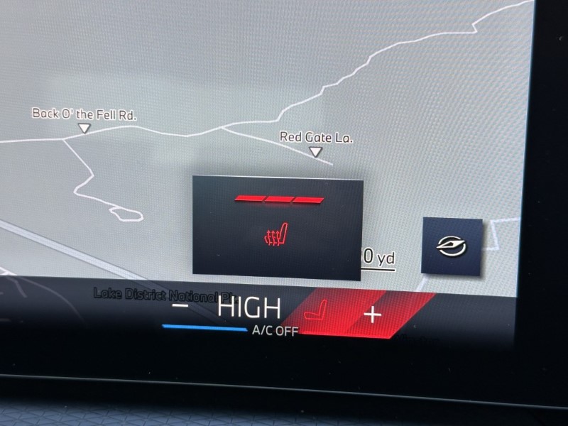 2025 (75) BMW 3 SERIES 330e 22.3 kWh M Sport 4dr Saloon 4911437