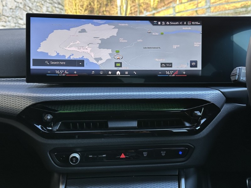 2025 (75) BMW 3 SERIES 330e 22.3 kWh M Sport 4dr Saloon 4911425