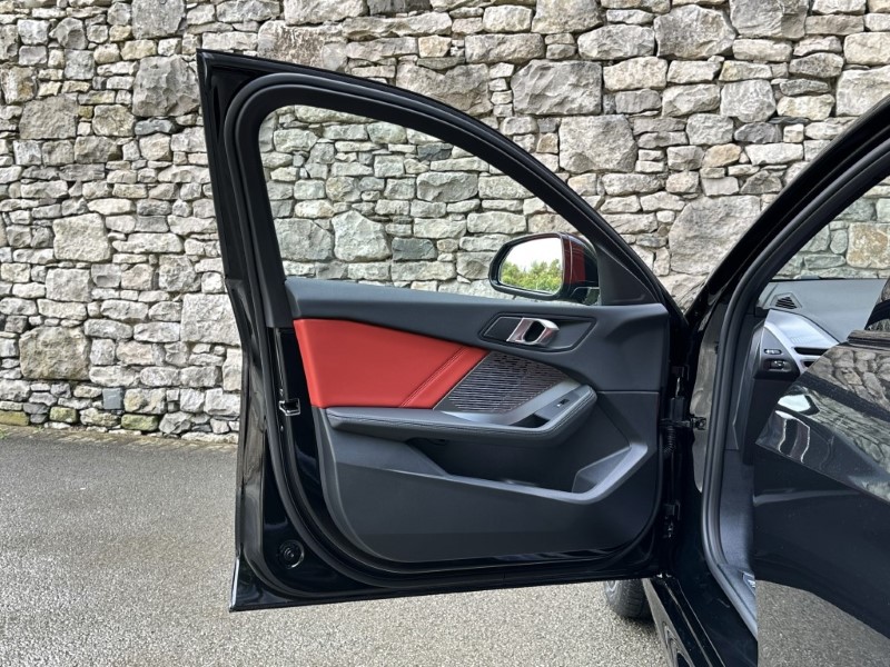 2025 (75) BMW 1 SERIES 120 M Sport 5dr  4602053