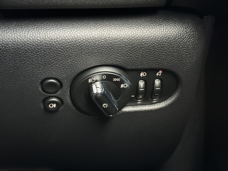 2025 (25) MINI CONVERTIBLE 2.0 John Cooper Works 2dr Auto 4638684